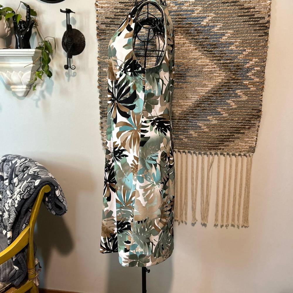 Connected Elegant Tropical Print Midi Dress - Picture 5 of 9